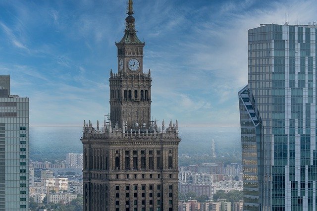 Jaką pracę można znaleźć w Warszawie?
